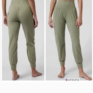 Athleta Salutation Crop Jogger Sage Green Cropped Pants